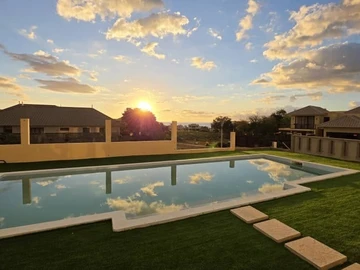 6 Bedroom Villa