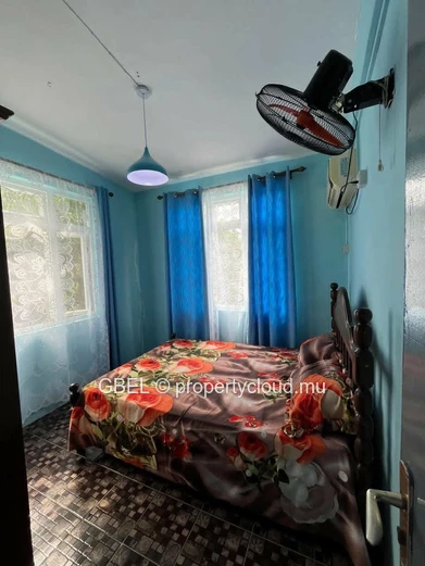 Cozy 3-Bed Pereybere Duplex with Bright Rooms & AC