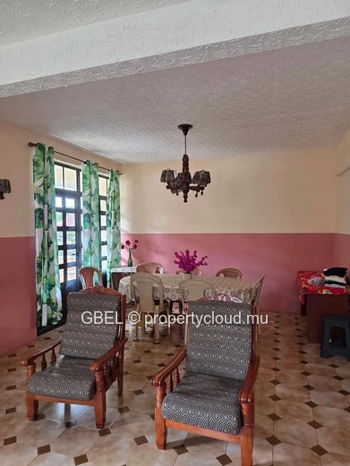 House For Sale – Roches Brunes