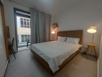 Appartement 1 Chambre à Louer, Quatre Bornes, 60 m² - Complexe Résidentiel