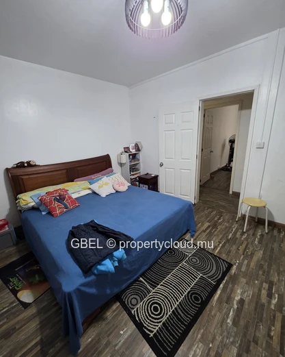 Spacious 3-Bed Apartment 107 m² – Central Curepipe