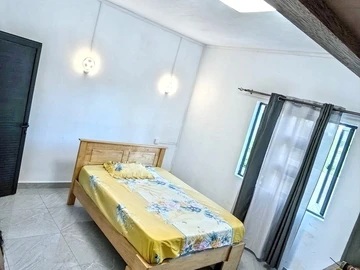 5 Bedroom Villa
