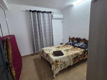 5 Bedroom Villa