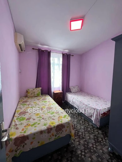 Cozy 3-Bed Pereybere Duplex with Bright Rooms & AC