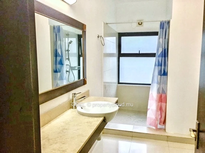 Spacious 3-Bed Apartment with Pool in Sodnac, Mauritius